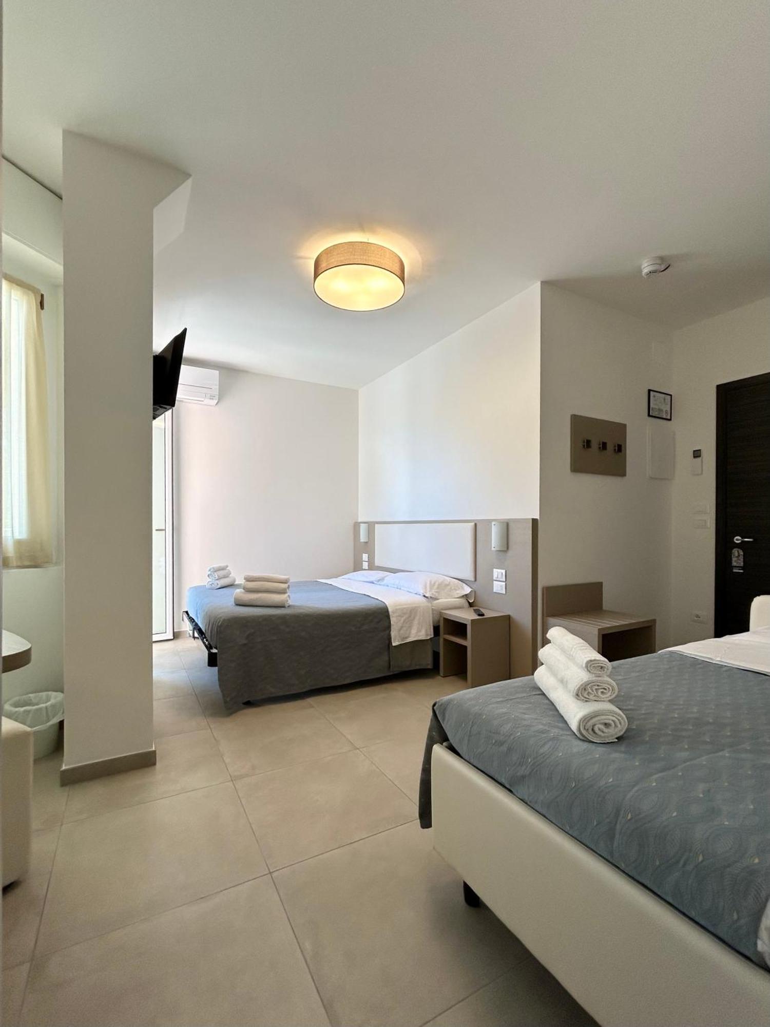 Hotel Brigantino Milano Marittima Exterior photo